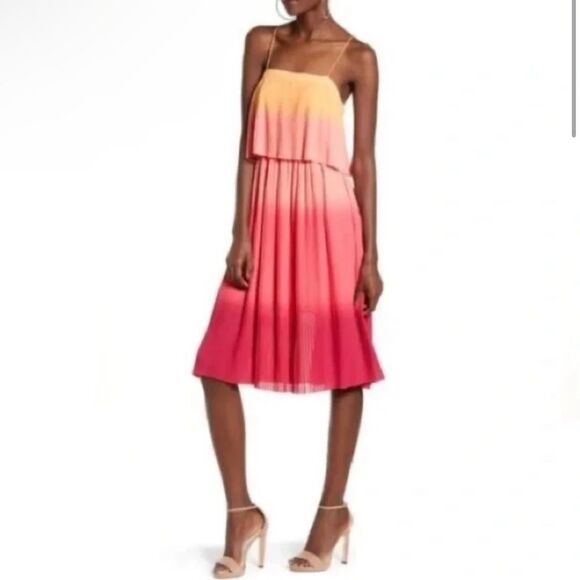 Leith Dresses & Skirts - Leith Women’s Ombré gradient tiered pleated orange pink raspberry dress Small!